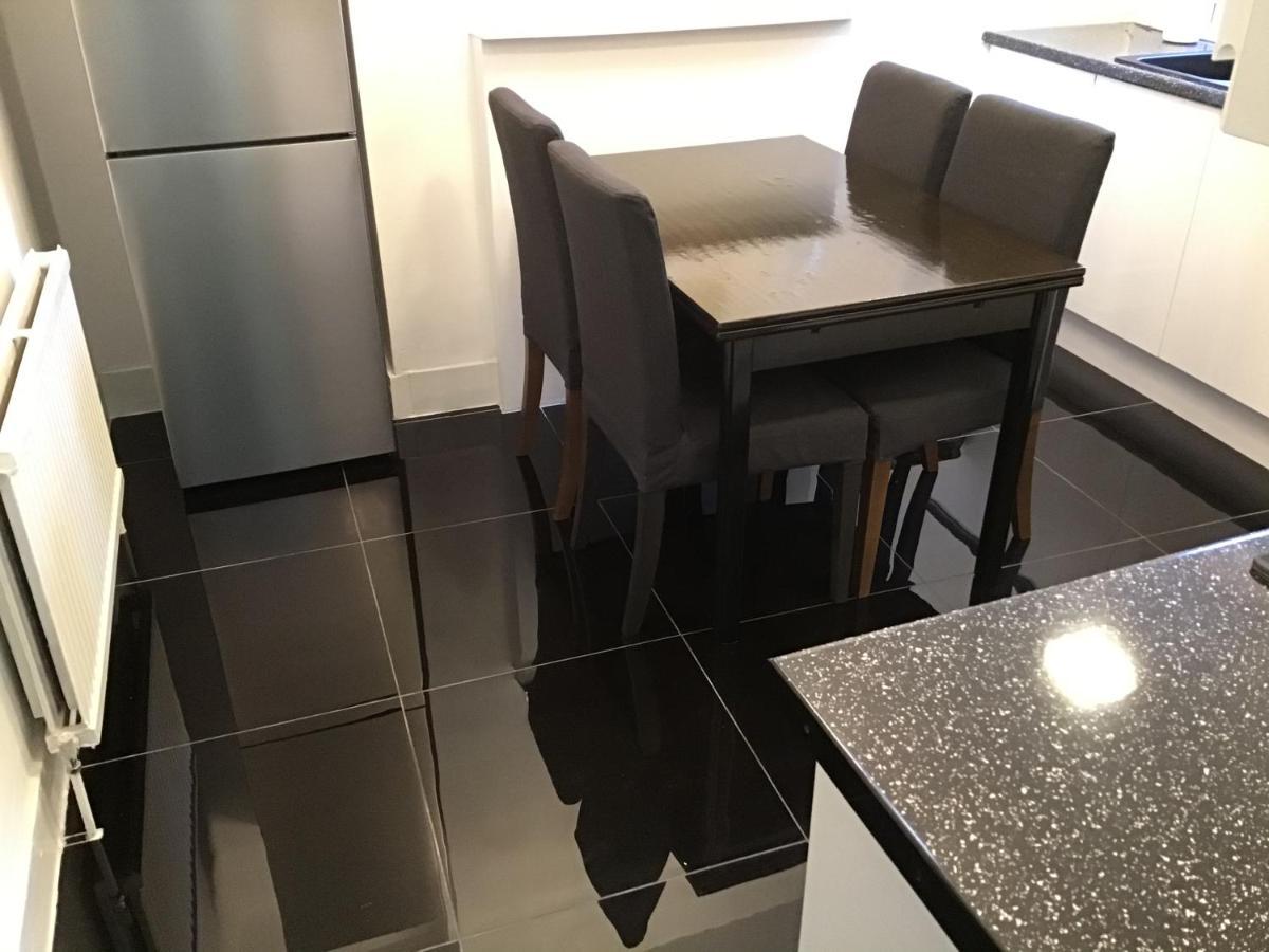 Residential Quarters, General Gordon Square Apartment London Bagian luar foto