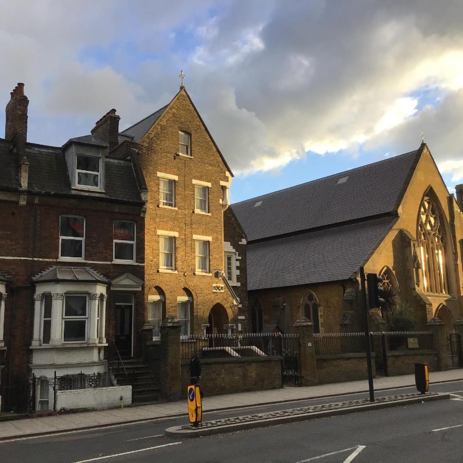 Residential Quarters, General Gordon Square Apartment London Bagian luar foto