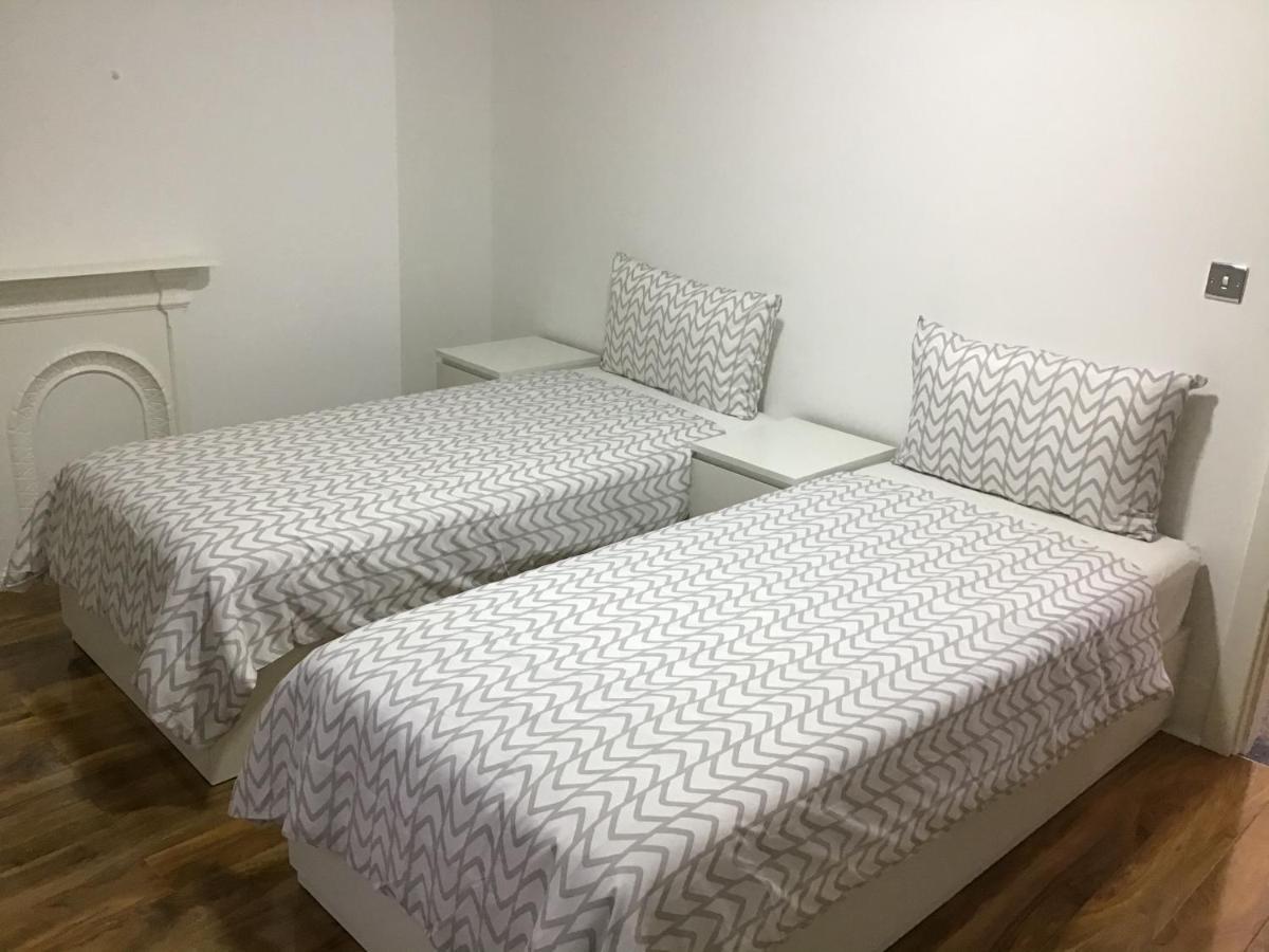 Residential Quarters, General Gordon Square Apartment London Bagian luar foto