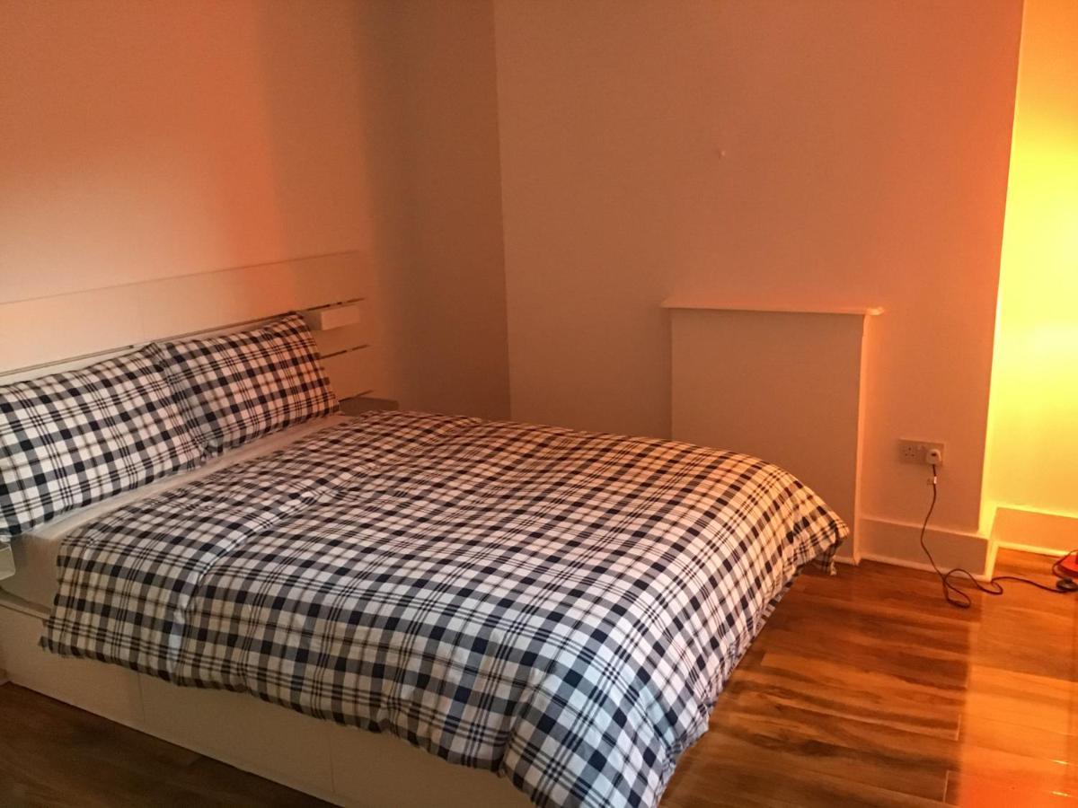 Residential Quarters, General Gordon Square Apartment London Bagian luar foto