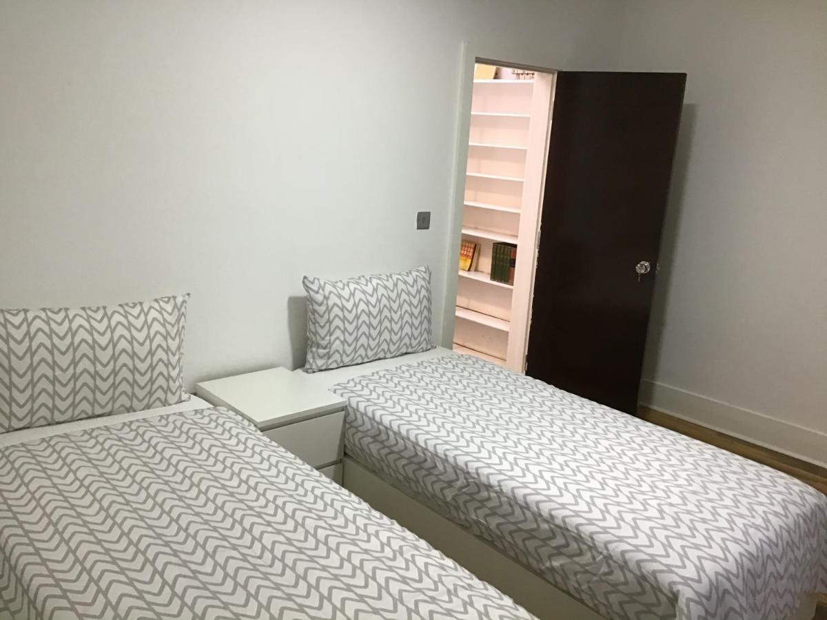 Residential Quarters, General Gordon Square Apartment London Bagian luar foto